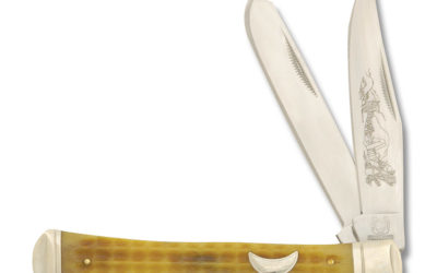 Moonshiner Trapper Yellow Corn Cob Jigged Bone Handle