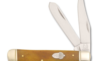 Outdoorsmen Series Mini Trapper Tobacco Smooth Bone Handle