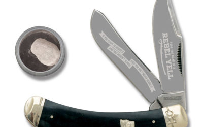 Rebel Yell Bow Trapper Charcoal Smooth Bone Handle